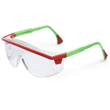 Очки  13737 О37 УНИВЕРСАЛ ТИТАН StrongGlass (2-1,2 РС)